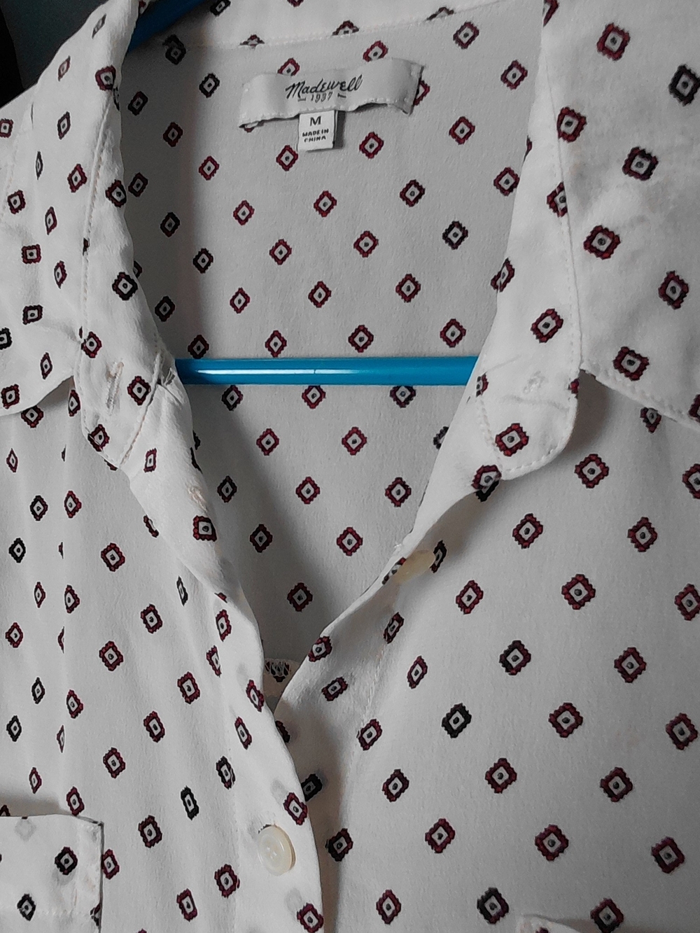 Madewell White Button-Down Shirt w/Maroon and Black Diamond Print, SIZE: Medium